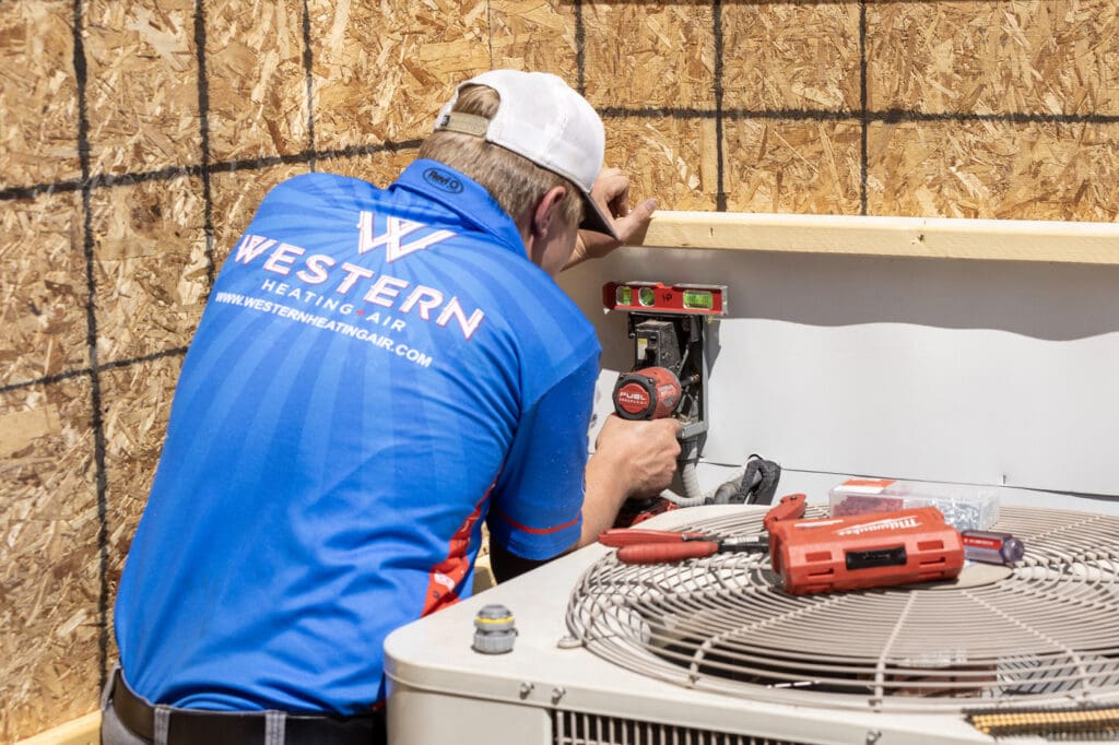 AC repair technician in Sandy UT providing same-day air conditioning repair service