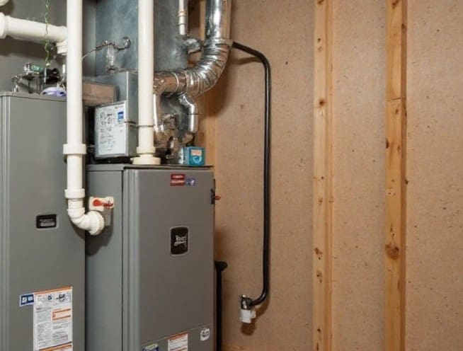 New furnace cost guide for Sandy UT comparing gas, electric, and oil furnace prices